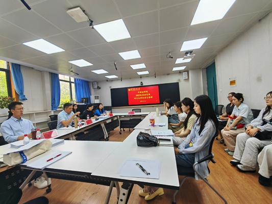 外国语学院举行2022级翻译硕士研究生学位论文答辩